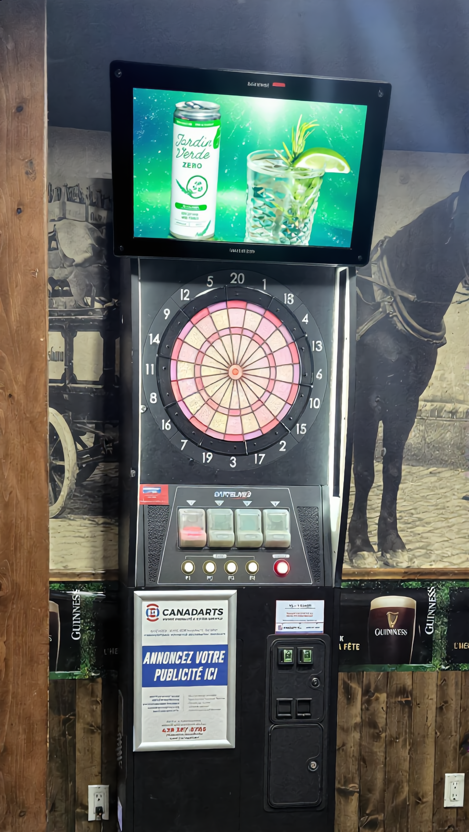 Jeu de darts avec affichage publicitaire DartsMEDIA